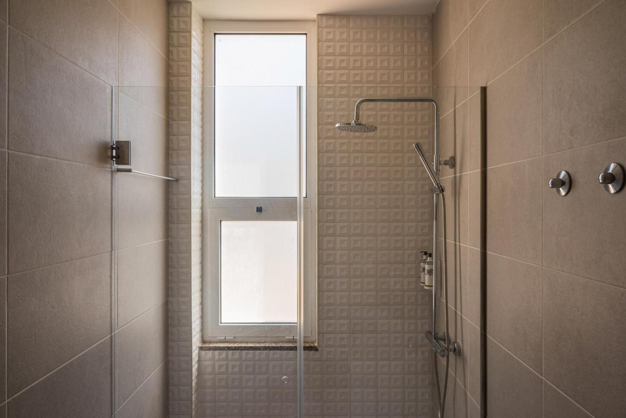 Lovely Charm House Downtown Porto Near Metro With Ac Esterno foto